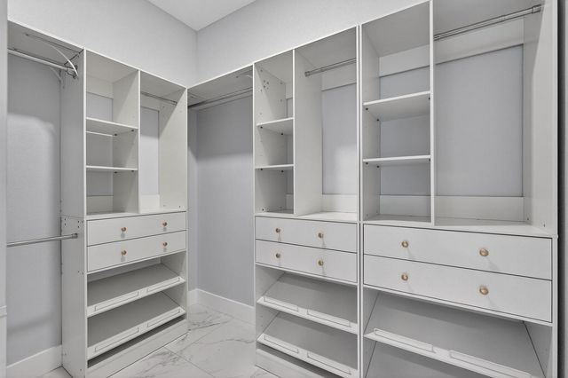 8 Barkley Lane, Palm Coast, FL 32137