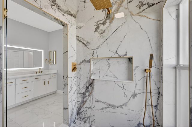 8 Barkley Lane, Palm Coast, FL 32137