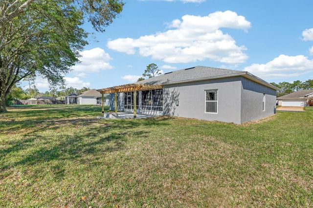 8 Barkley Lane, Palm Coast, FL 32137