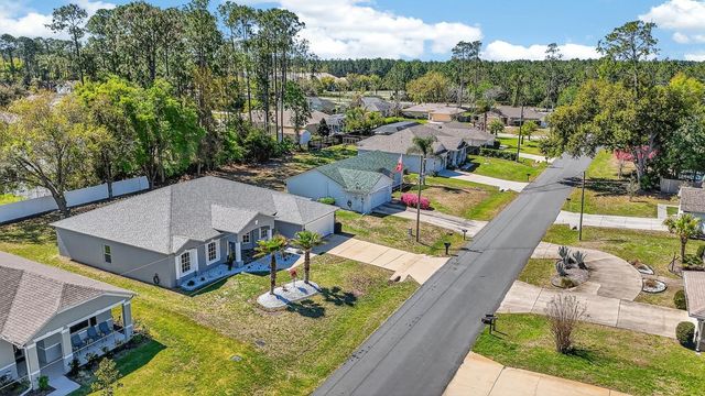 8 Barkley Lane, Palm Coast, FL 32137