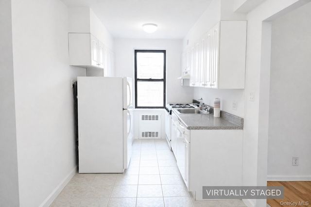 302 96th Street 3W, Brooklyn, NY 11209