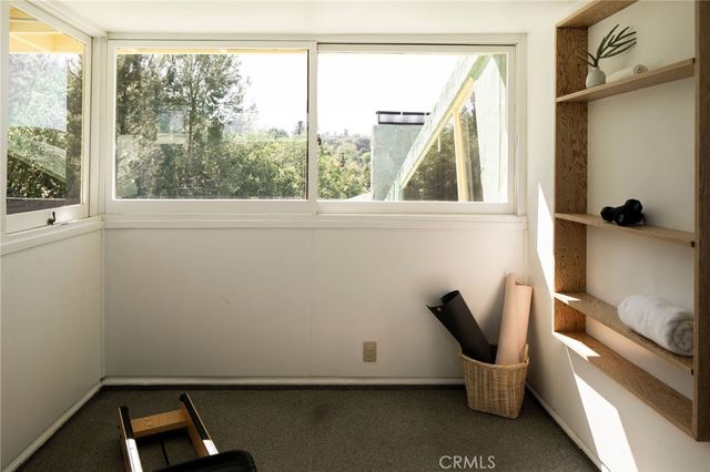 19950 Collier Street, Woodland Hills, CA 91364
