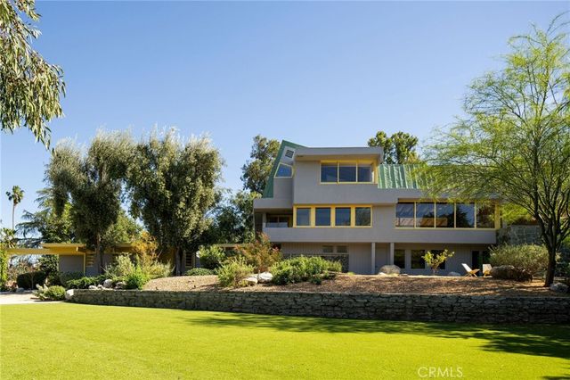 19950 Collier Street, Woodland Hills, CA 91364