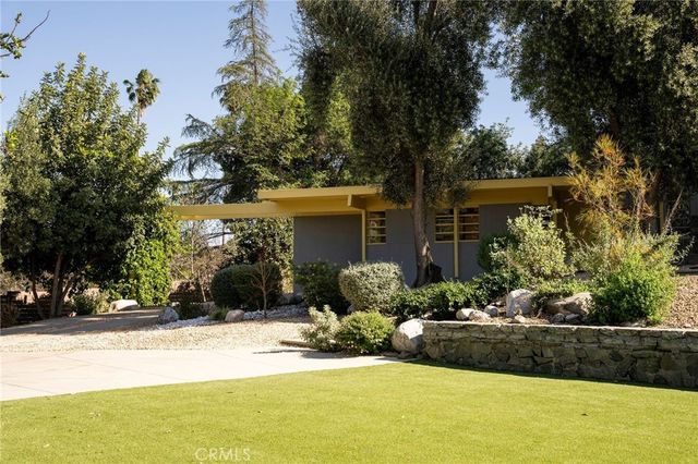 19950 Collier Street, Woodland Hills, CA 91364