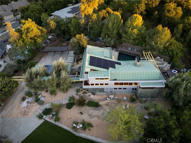 19950 Collier Street, Woodland Hills, CA 91364