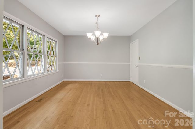 165 Cherokee Road, Asheville, NC 28804