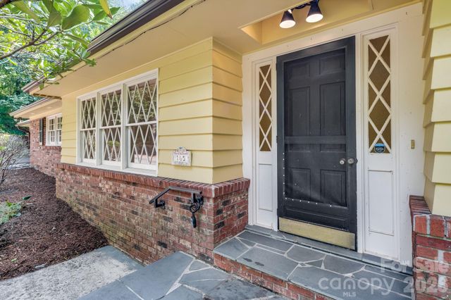 165 Cherokee Road, Asheville, NC 28804