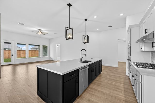 406 Chatham Street, Lakewood Village, TX 75068
