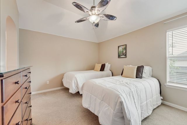 5724 Almond Lane, Fort Worth, TX 76244