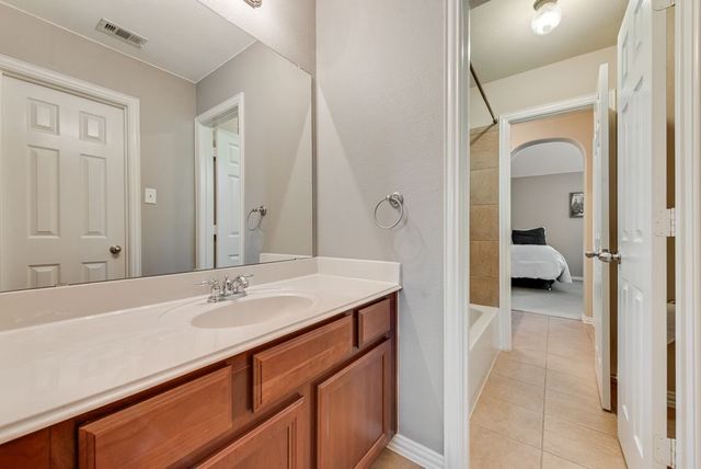 5724 Almond Lane, Fort Worth, TX 76244