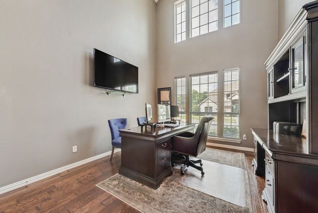 5724 Almond Lane, Fort Worth, TX 76244