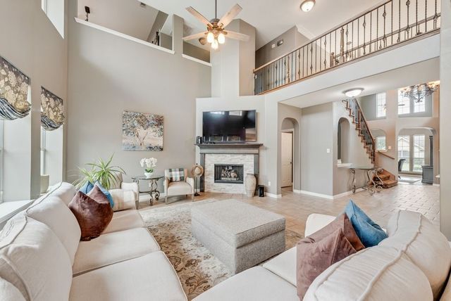 5724 Almond Lane, Fort Worth, TX 76244