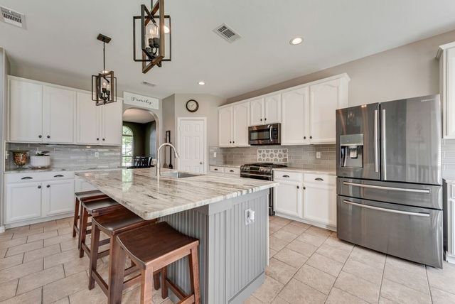 5724 Almond Lane, Fort Worth, TX 76244