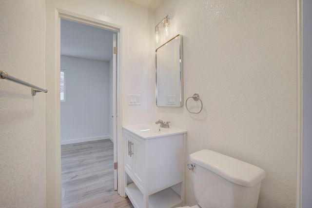 12125 Holly Vista Way, Auburn, CA 95603