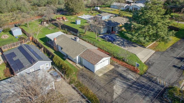 12125 Holly Vista Way, Auburn, CA 95603