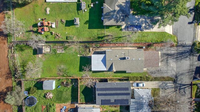 12125 Holly Vista Way, Auburn, CA 95603