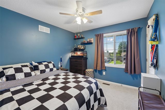 2909 SE Stone Ridge Street, Grimes, IA 50111