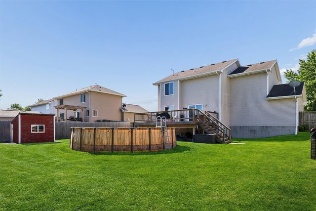 2909 SE Stone Ridge Street, Grimes, IA 50111