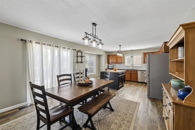 2909 SE Stone Ridge Street, Grimes, IA 50111