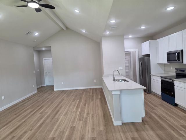 2808 Beechwood Street, Granbury, TX 76048