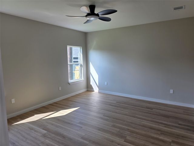 2808 Beechwood Street, Granbury, TX 76048