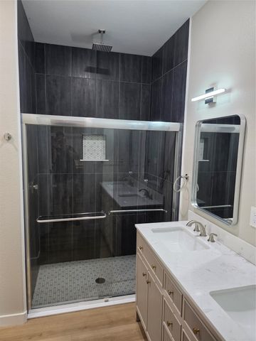 2808 Beechwood Street, Granbury, TX 76048