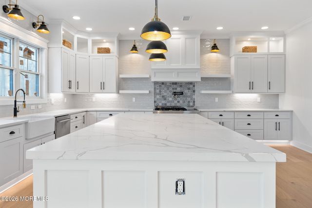 76 Back Bone Hill Road, Millstone, NJ 08510