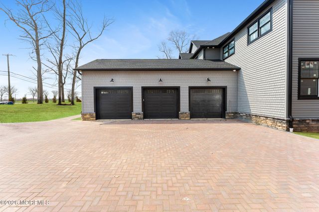 76 Back Bone Hill Road, Millstone, NJ 08510