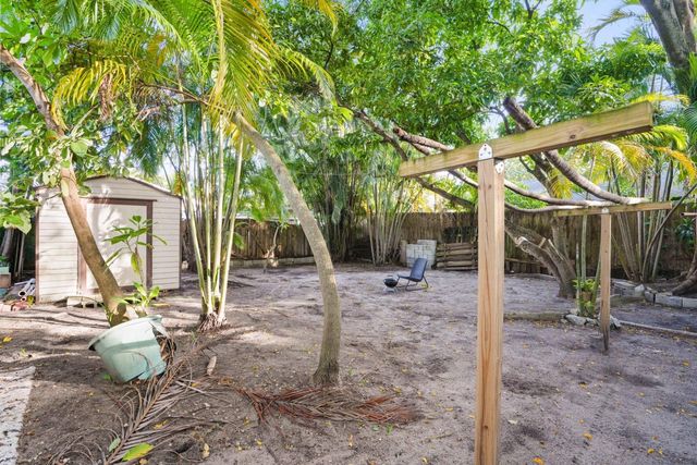 1416 SW 27th St A, Fort Lauderdale, FL 33315