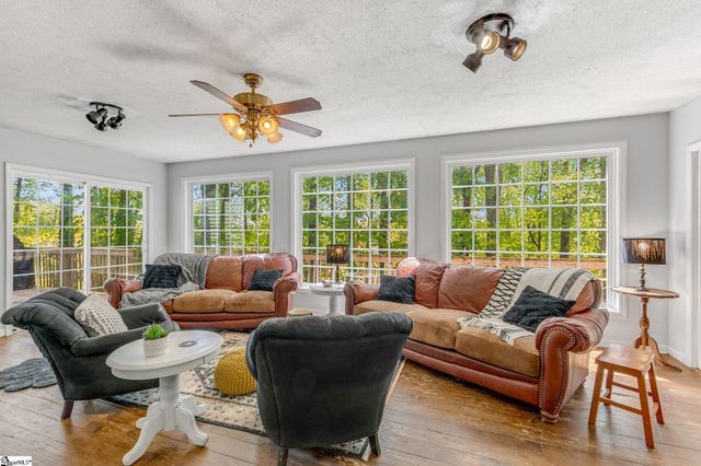 204 Garner Road, Pickens, SC 29671