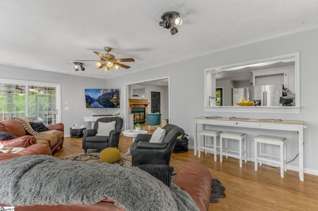 204 Garner Road, Pickens, SC 29671