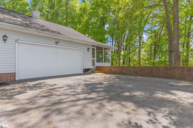 204 Garner Road, Pickens, SC 29671