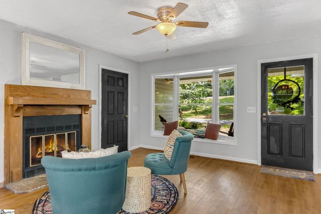 204 Garner Road, Pickens, SC 29671