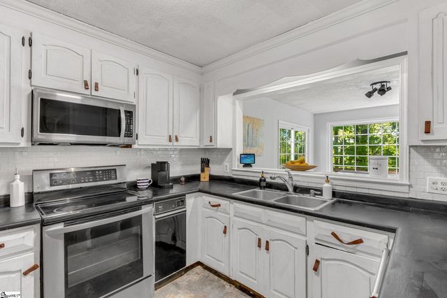 204 Garner Road, Pickens, SC 29671