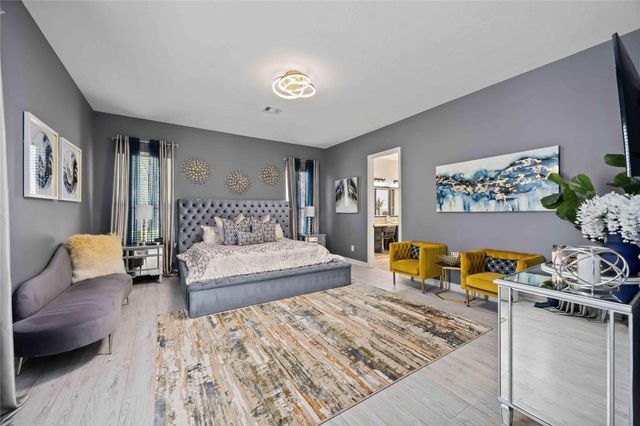 30823 Raleigh Creek Drive, Tomball, TX 77375