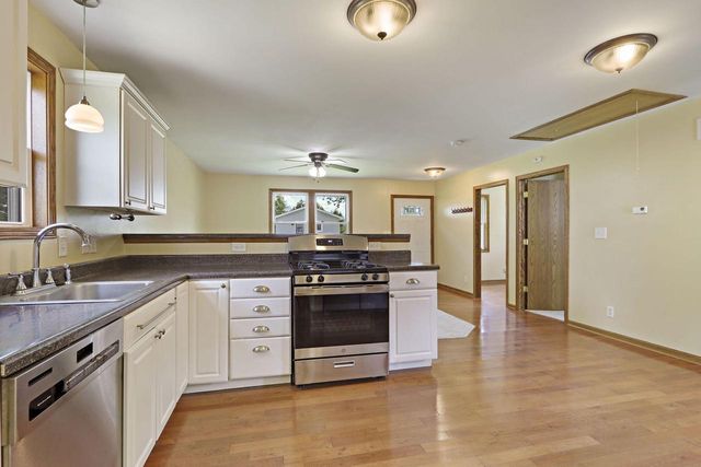 28430 117th STREET, Trevor, WI 53179