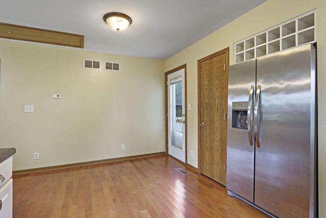 28430 117th STREET, Trevor, WI 53179
