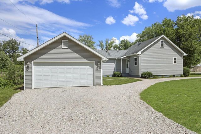 28430 117th STREET, Trevor, WI 53179