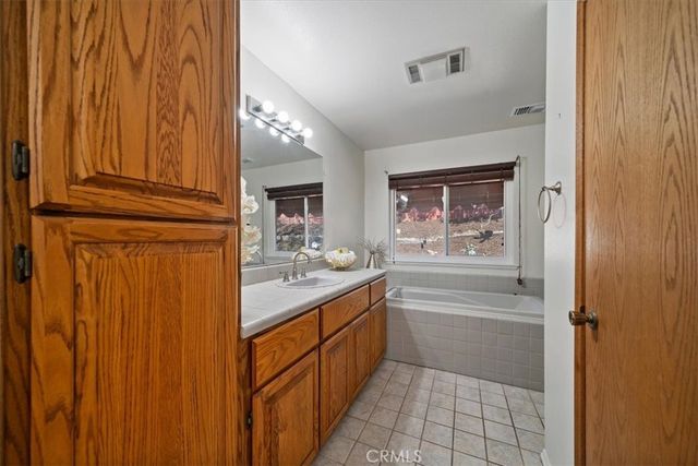 5082 Auburn, San Bernardino, CA 92407