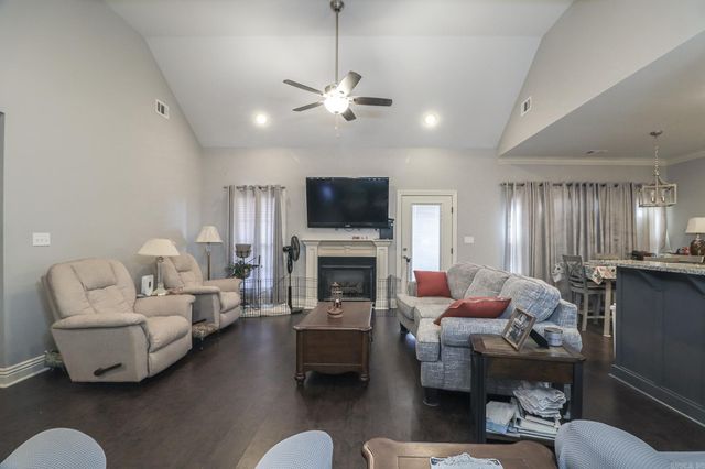 4357 Cypress Pointe Lane, Jonesboro, AR 72405