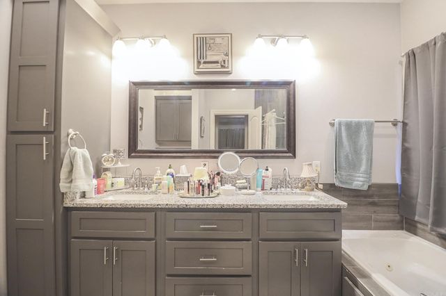 4357 Cypress Pointe Lane, Jonesboro, AR 72405