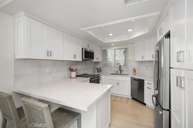 5 Sage Hill, Laguna Hills, CA 92653