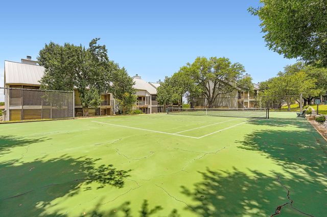 204 World Of Tennis SQ, Lakeway, TX 78738