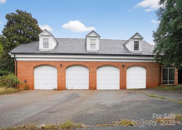 1486 Knolls Drive, Newton, NC 28658