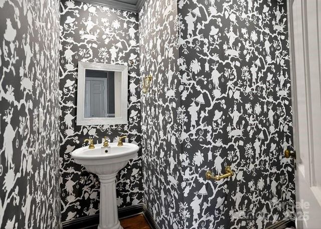 1486 Knolls Drive, Newton, NC 28658