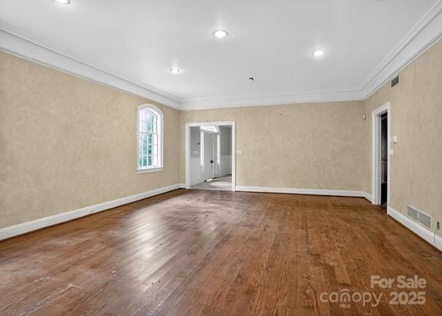 1486 Knolls Drive, Newton, NC 28658