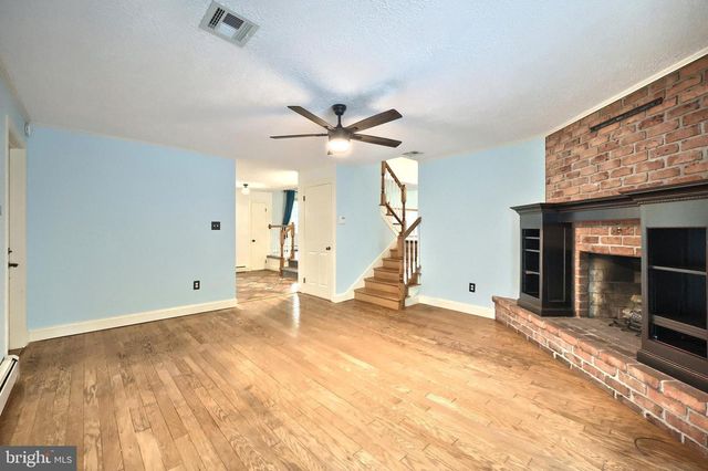 2505 HEPPLEWHITE DR, York, PA 17404