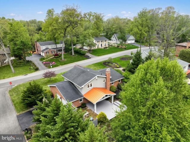 2505 HEPPLEWHITE DR, York, PA 17404