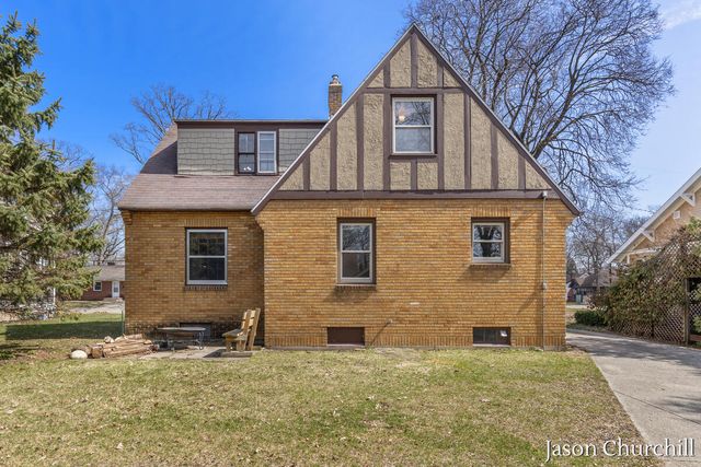 2621 Wyoming Avenue SW, Wyoming, MI 49519