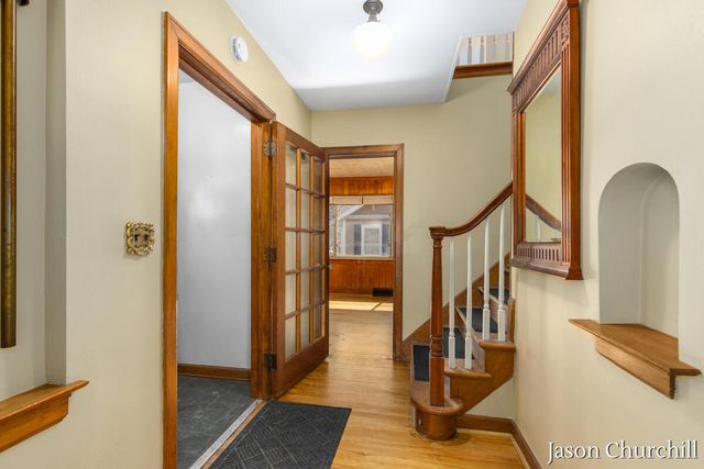 2621 Wyoming Avenue SW, Wyoming, MI 49519